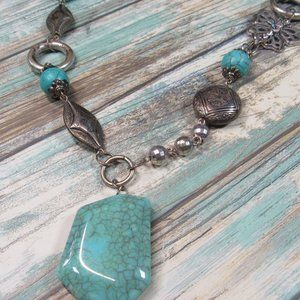 Large Turquoise Stone Pendant Necklace With Accent Beads